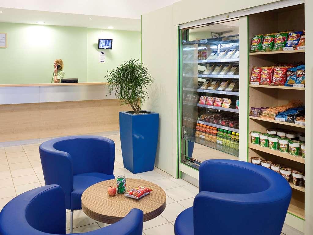 Ibis Budget Lille Wasquehal Exterior photo