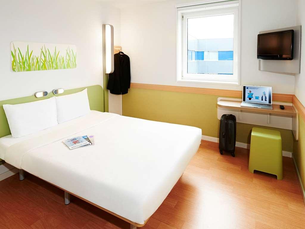 Ibis Budget Lille Wasquehal Room photo